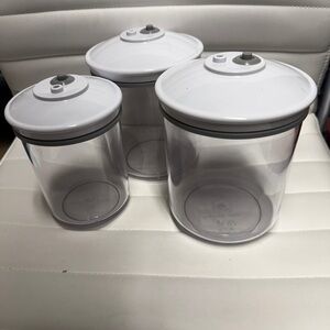 Vacuum Seal Food Storage Containers – Set of 3 | Pantry Organization